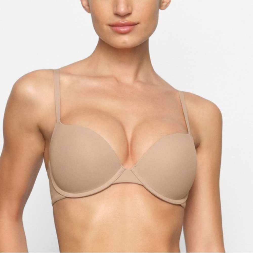 Skims Kim Kardashian Fits Everybody Push-Up Bra in Clay Tan Nude Size 38DD